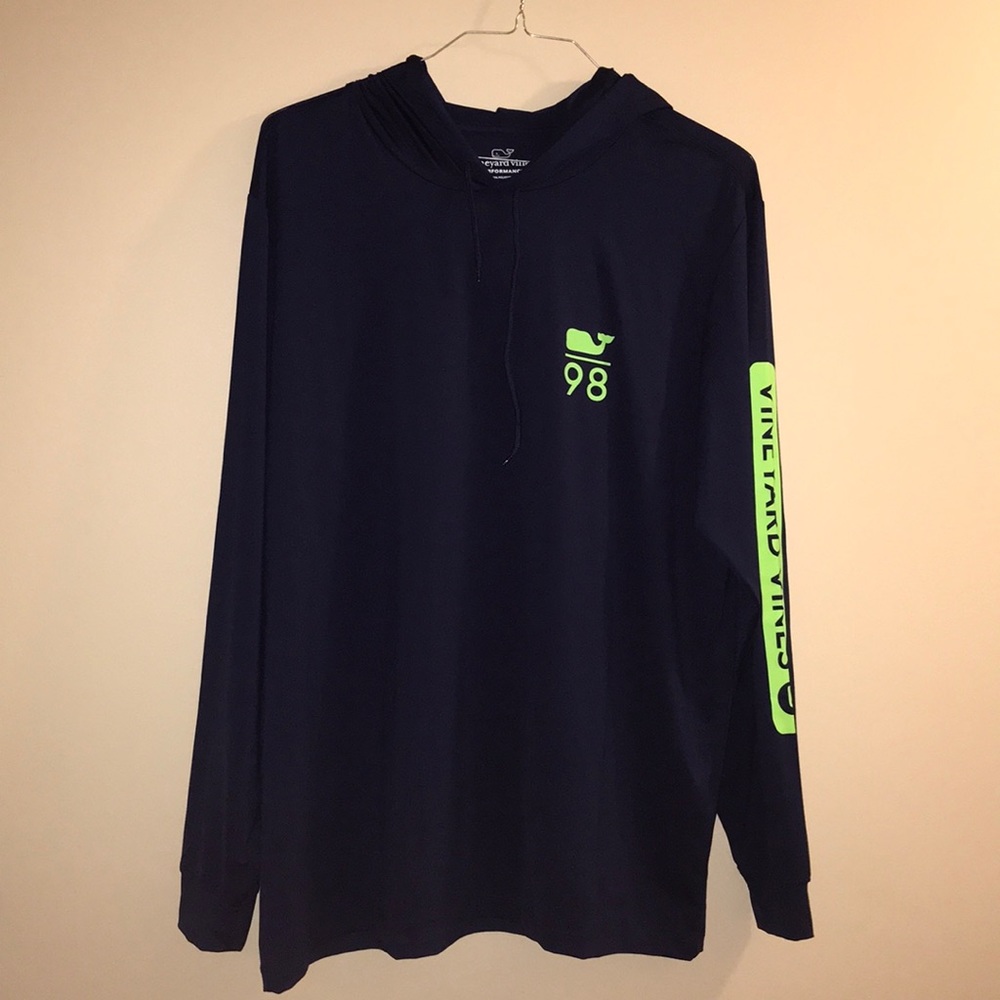 NWT Vineyard Vines Performance Hoodie